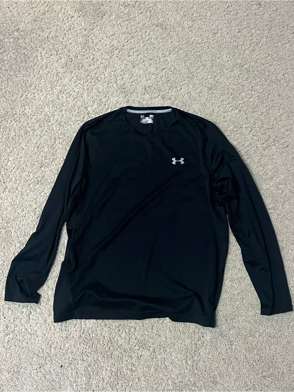 Under Armour Men's Black Long-Sleeve Performance Tee